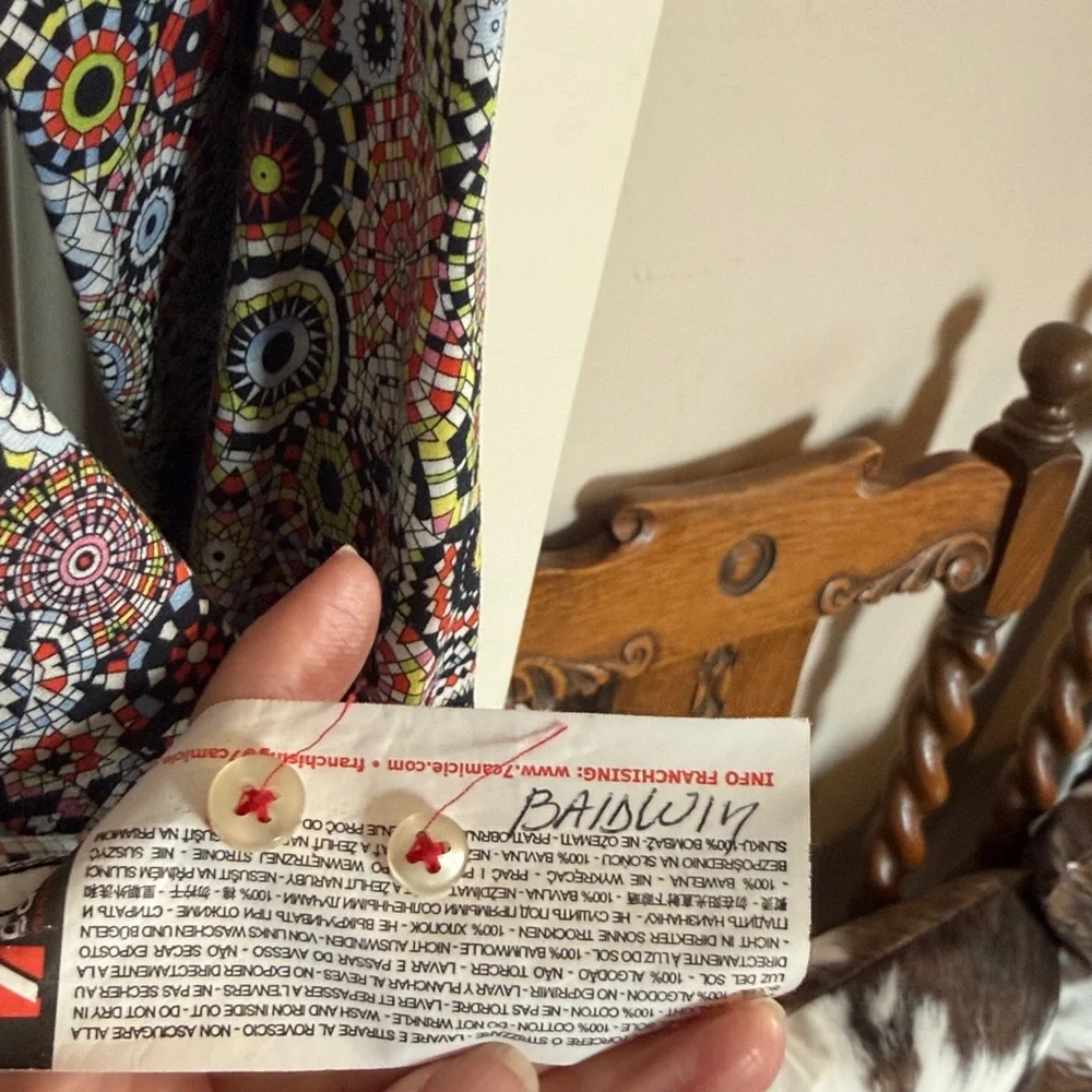 7camice Italian Shirt in Colorful Geometric Button Down Shirt - Picture 7 of 7